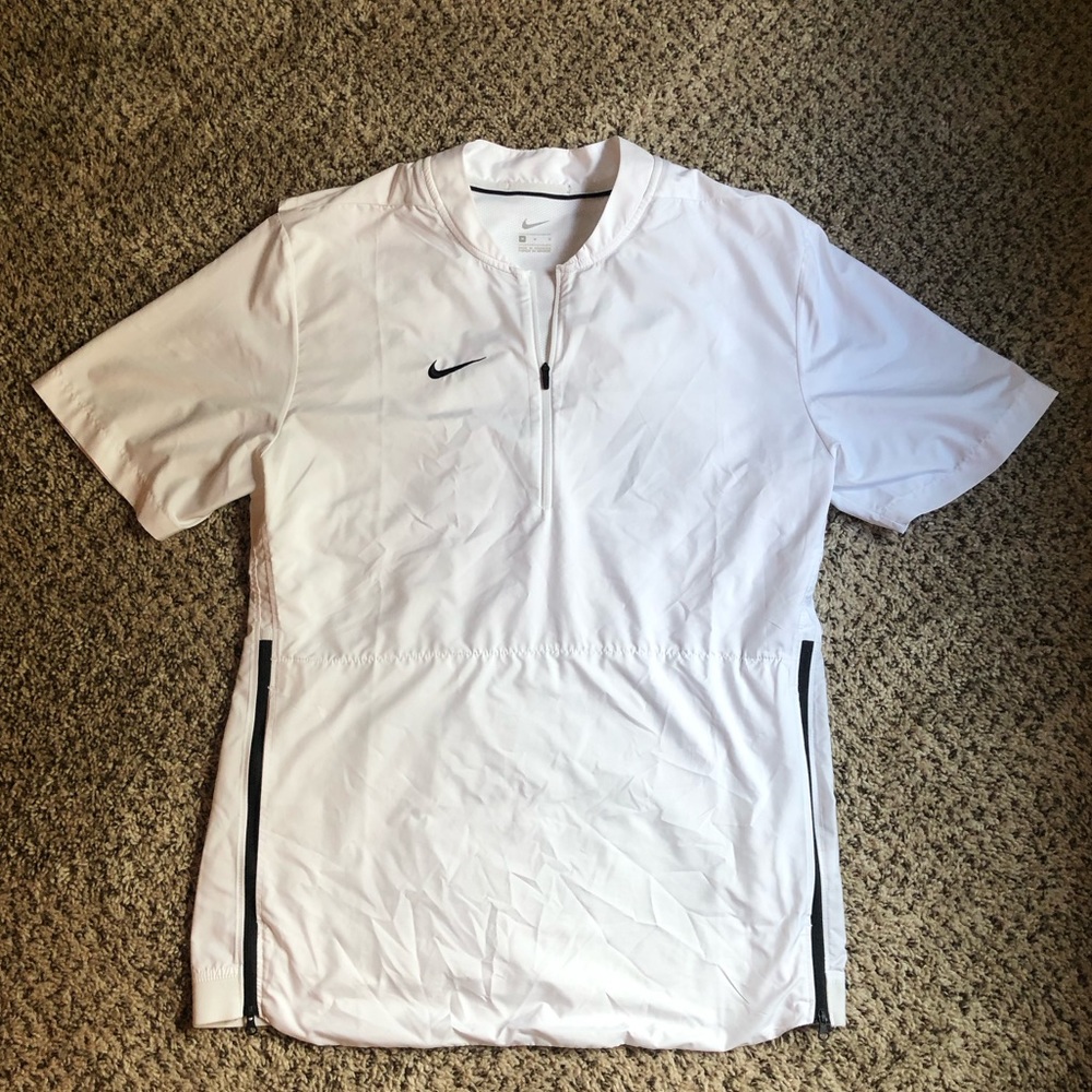 Nike Short Sleeves Pullover